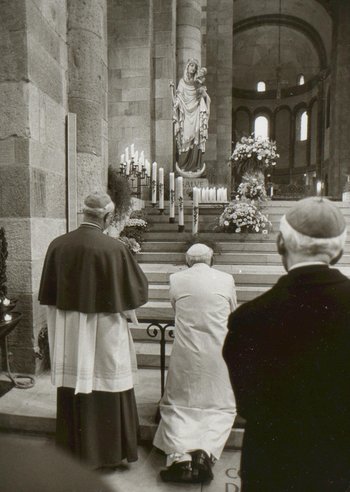 Gebet vor der Patrona Spirensis Gebet vor der Patrona Spirensis